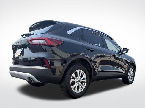 Used 2023 Ford Escape Active w/ Tech Pack #2 AWD/4WD image 9