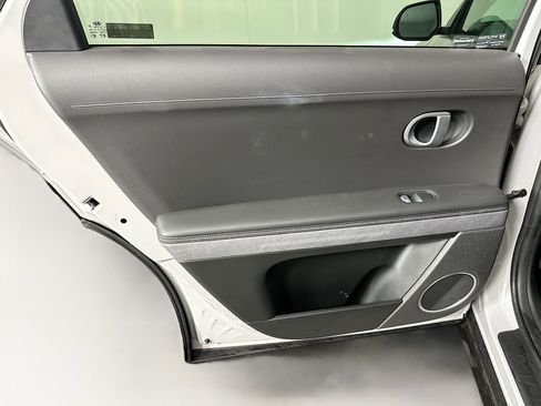 Used 2023 Hyundai Ioniq 5 SEL image 26