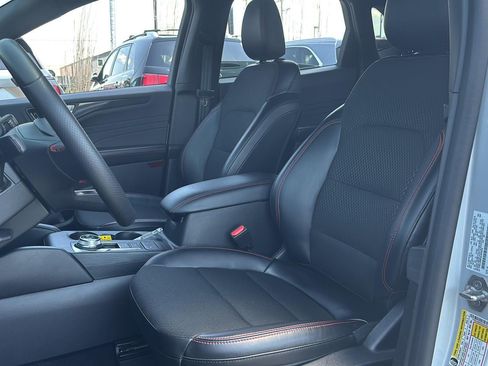 Used 2025 Ford Escape ST-Line AWD/4WD image 10