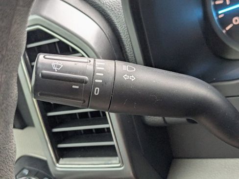 Used 2020 Ford F150 XLT image 6