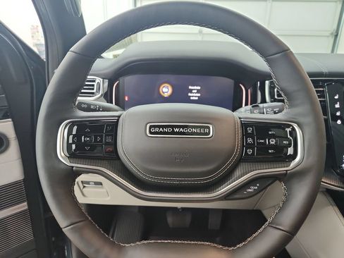New 2026 Jeep Grand Wagoneer L Summit w/ Premium Group III AWD/4WD image 21