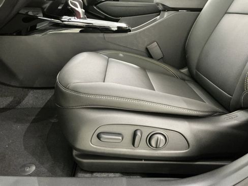 New 2026 Chevrolet Trax ACTIV w/ Sunroof Package image 22