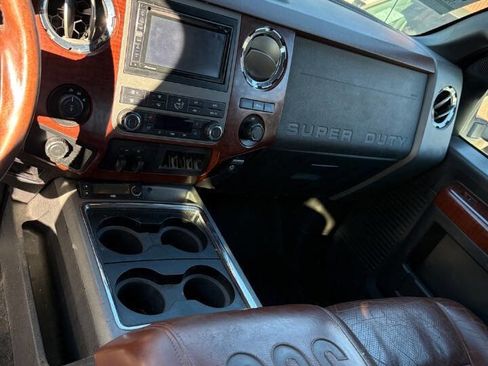 Used 2012 Ford F250 King Ranch w/ King Ranch w/Chrome Pkg image 25