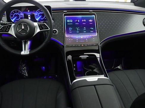 Certified 2026 Mercedes-Benz EQE 320 4MATIC SUV image 9