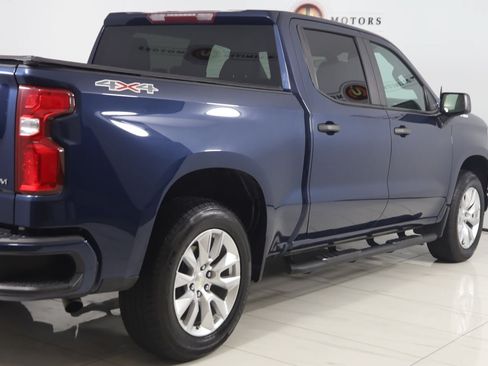 Used 2021 Chevrolet Silverado 1500 Custom AWD/4WD image 37