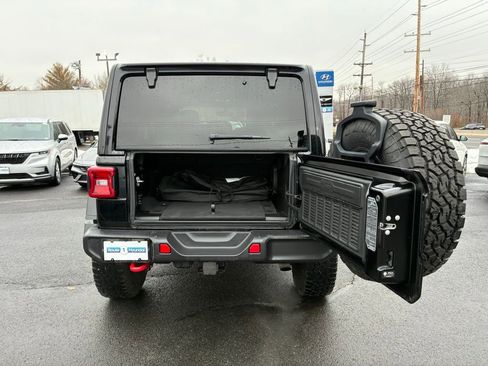 Used 2022 Jeep Wrangler Unlimited Rubicon w/ LED Lighting Group image 11