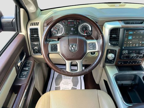 Used 2016 RAM 1500 Laramie w/ Convenience Group AWD/4WD image 23
