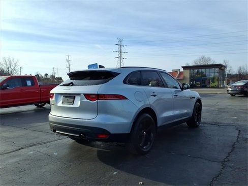 Used 2020 Jaguar F-PACE Premium image 6