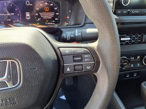 Used 2023 Honda Accord EX image 19