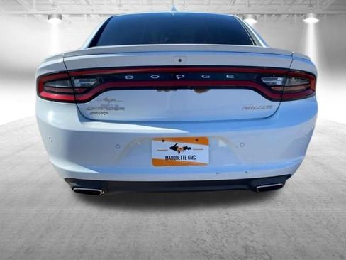 Used 2016 Dodge Charger SXT w/ AWD Plus Group image 8