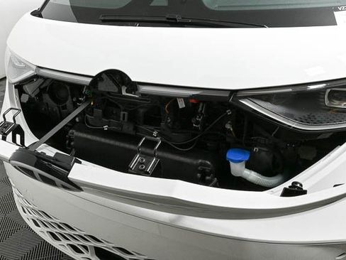 New 2025 Volkswagen ID. Buzz Pro S image 4