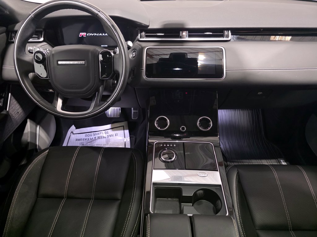 Used 2019 Land Rover Range Rover Velar R-Dynamic SE AWD/4WD image 14