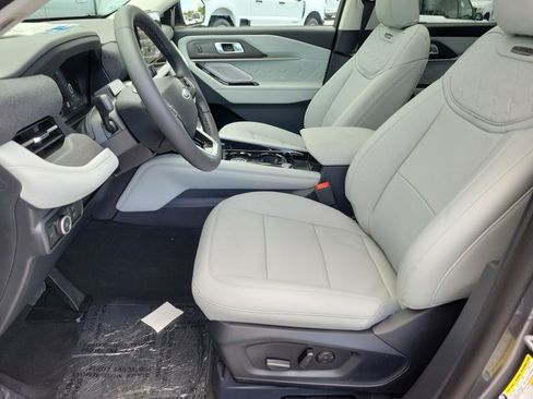 New 2026 Ford Explorer Platinum w/ LUX Leather Package AWD/4WD image 20