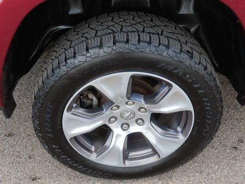 Used 2020 RAM 1500 Laramie image 19