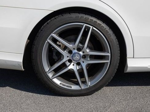 Used 2016 Mercedes-Benz E 350 4MATIC Wagon image 10