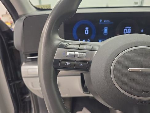 Used 2025 Hyundai Kona SEL AWD/4WD image 30