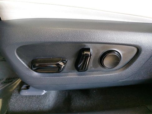 Used 2024 Lexus RX 350 FWD image 31