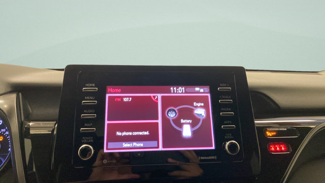 Used 2022 Toyota Camry SE FWD image 18