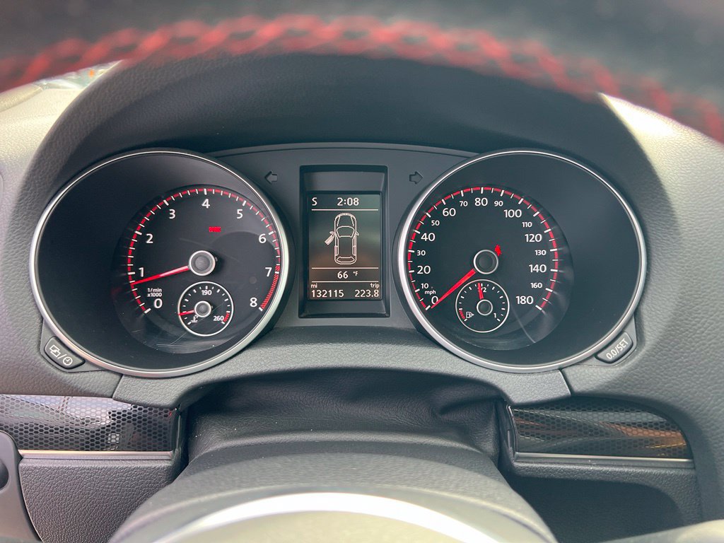 Used 2014 Volkswagen GTI Driver's Edition FWD image 17