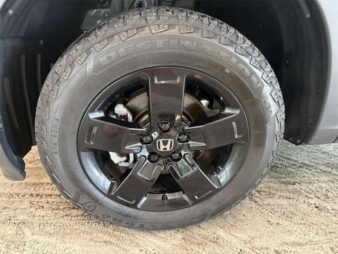 Used 2025 Honda Ridgeline Black Edition image 19