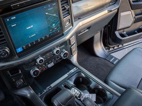 Used 2025 Ford F150 Lariat image 27