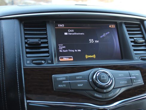 Used 2017 Nissan Armada SL image 31