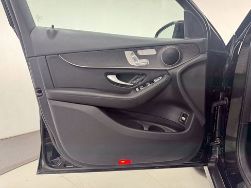 Certified 2022 Mercedes-Benz GLC 300 4MATIC image 5