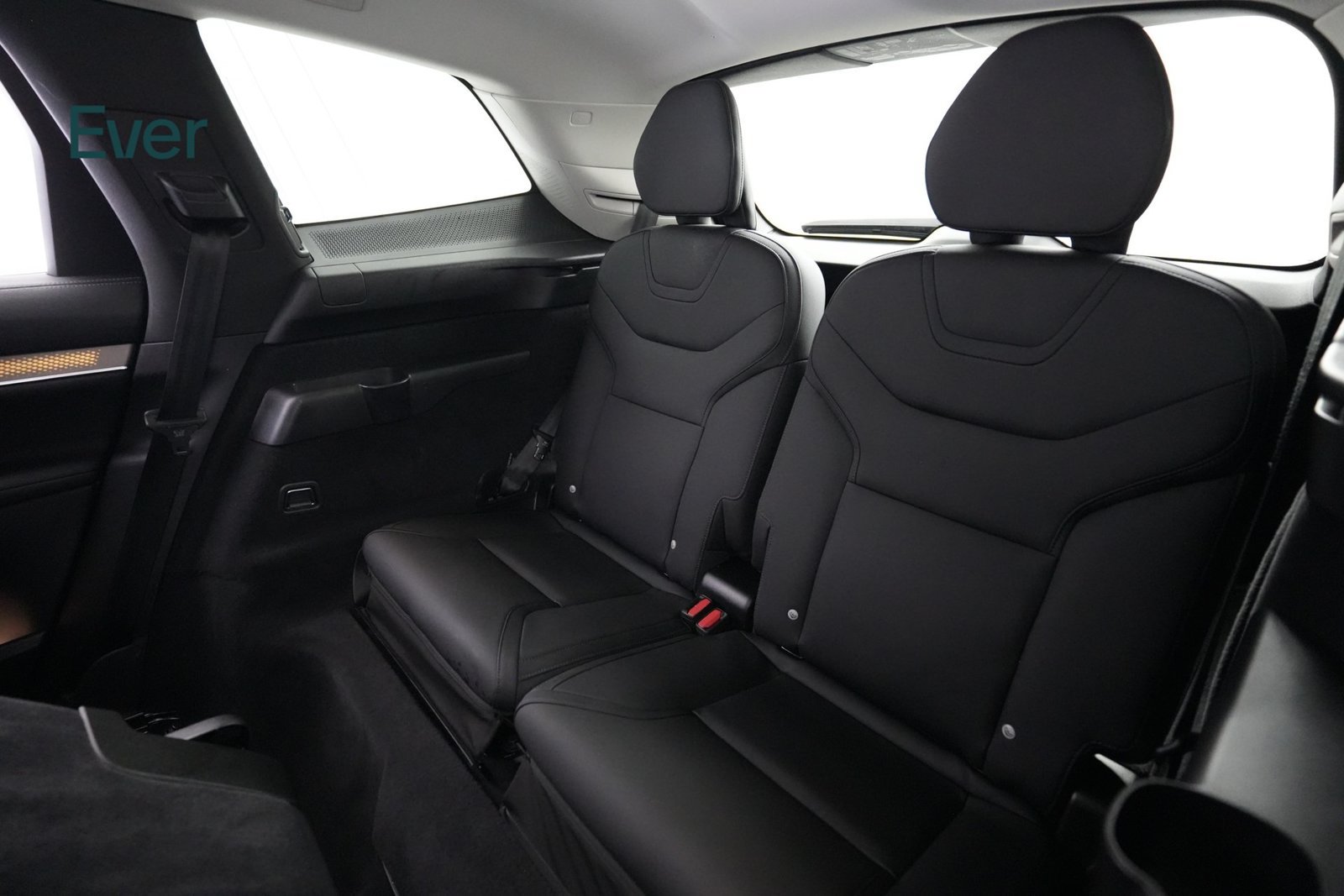 Used 2025 Volvo EX90 Plus AWD/4WD image 25