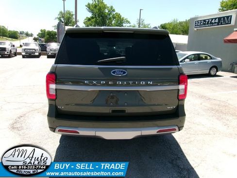 Used 2024 Ford Expedition Max XLT RWD image 4