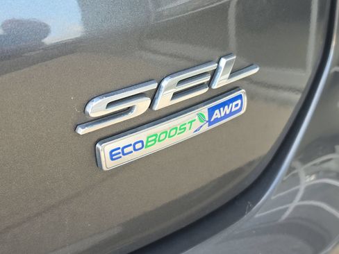 Used 2019 Ford Edge SEL w/ Equipment Group 201A AWD/4WD image 7