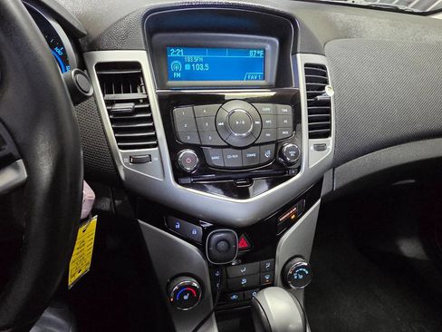 Used 2012 Chevrolet Cruze LT FWD image 23