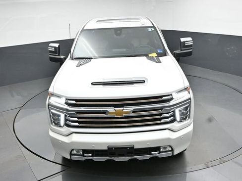 Used 2021 Chevrolet Silverado 2500 High Country w/ Z71 Off-Road Package AWD/4WD image 19
