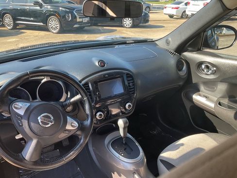 Used 2014 Nissan Juke SV FWD image 14