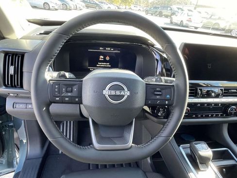 New 2026 Nissan Pathfinder SL image 21