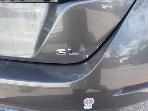 Used 2018 Nissan Leaf SL image 8