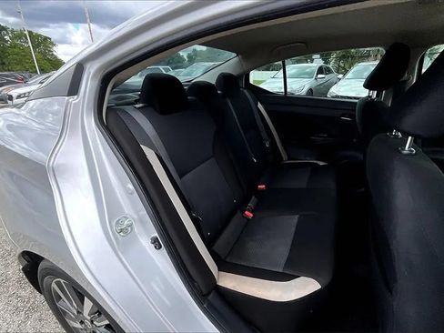 Used 2022 Nissan Versa SV w/ Electronics Package FWD image 24