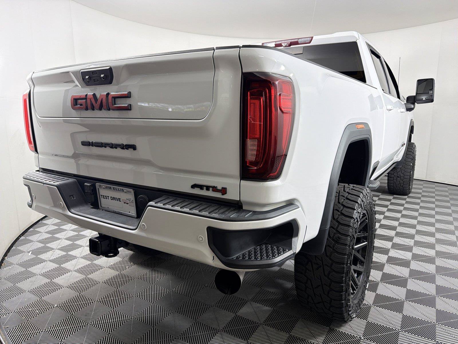 Certified 2022 GMC Sierra 2500 AT4 w/ AT4 Premium Plus Package AWD/4WD image 6