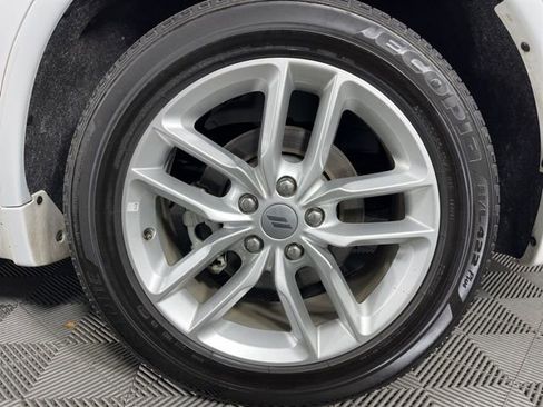 Used 2024 Dodge Durango GT image 13