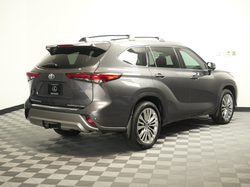 Used 2023 Toyota Highlander Platinum AWD/4WD image 8