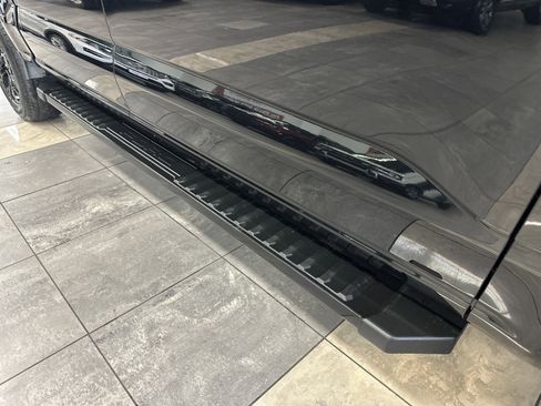 Used 2022 Ford F150 XLT w/ Equipment Group 302A High image 9