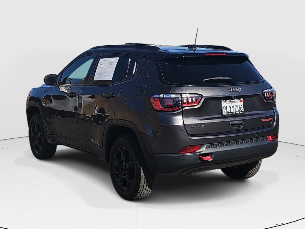 Used 2023 Jeep Compass Trailhawk w/ Sun and Sound Group AWD/4WD image 5