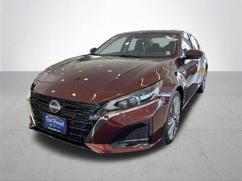 Certified 2023 Nissan Altima 2.5 SL AWD/4WD image 2