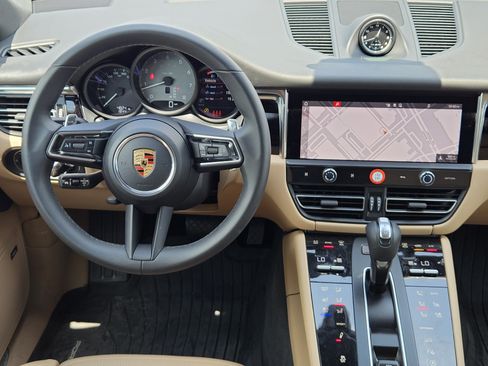 Certified 2026 Porsche Macan S AWD/4WD image 25