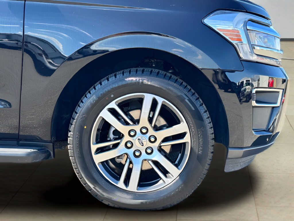 Used 2024 Ford Expedition Limited RWD image 46