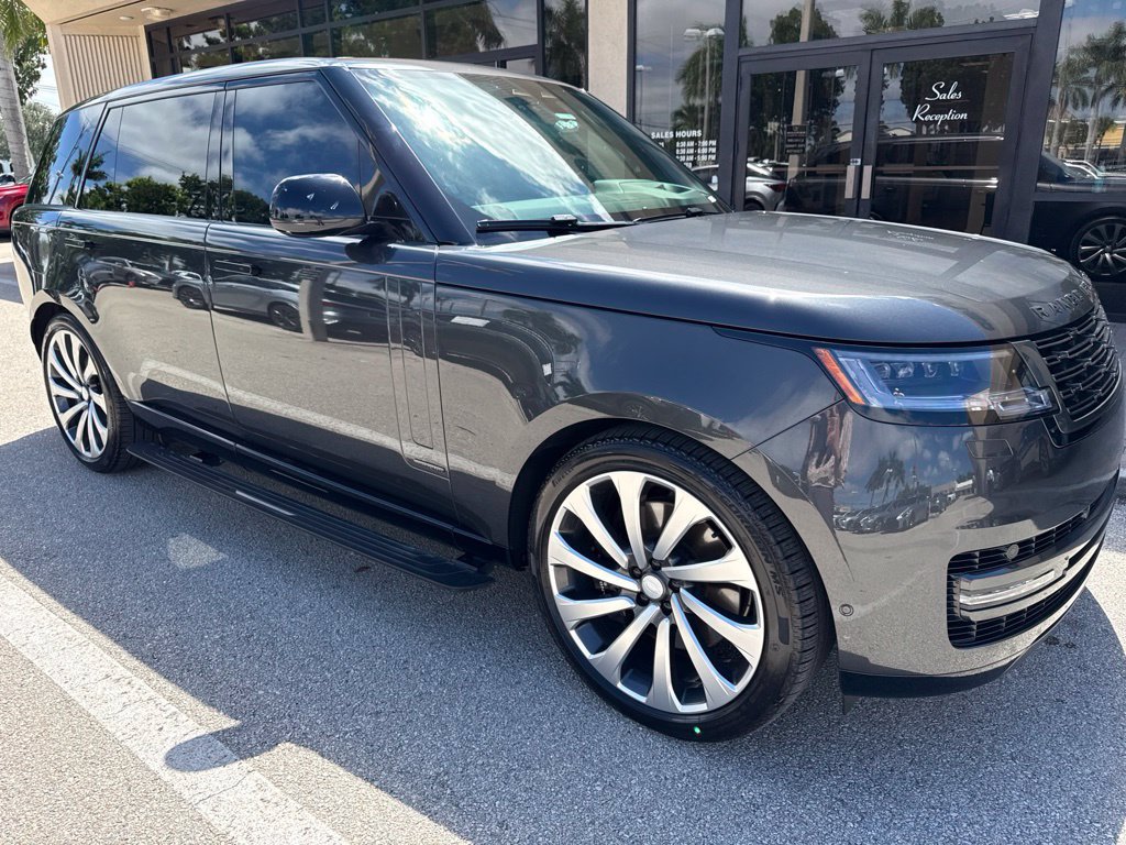 Used 2025 Land Rover Range Rover Long Wheelbase Autobiography AWD/4WD image 1