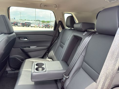 New 2026 Nissan Rogue Dark Armor AWD/4WD image 34
