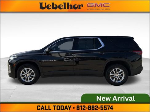 Used 2023 Chevrolet Traverse LS w/ Safety Package AWD/4WD image 16