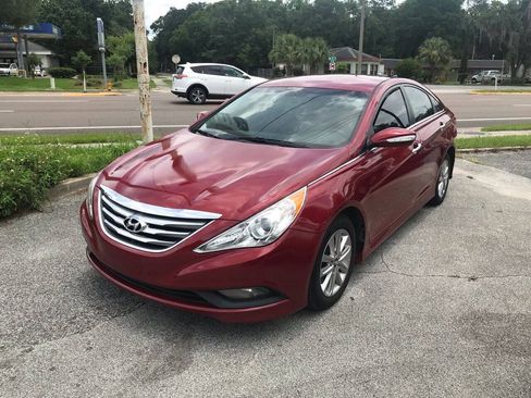 Used 2014 Hyundai Sonata SE FWD image 2