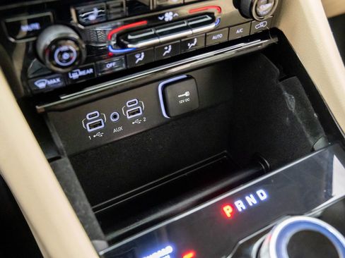 Used 2021 Jeep Grand Cherokee L Limited image 29