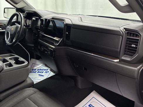 Used 2024 Chevrolet Silverado 1500 LT w/ Protection Package image 26